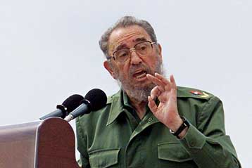 Την απελευθέρωση όλων των ομήρων ζητά ο Φιντέλ Κάστρο από τις FARC