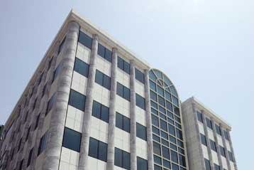 Με κέρδη άνοιξε τη Δευτέρα το Χρηματιστήριο Αθηνών