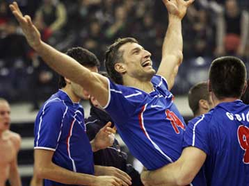 Το αστέρι του Ολυμπιακού, Ιβάν Μίλκοβις δηλώνει… «απλά ένας παίκτης»