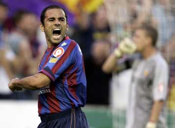 O Αρης μπαίνει δυνατά για την απόκτηση του Σάλβα