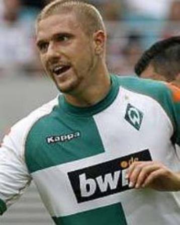 Στη Ναντ θα συνεχίσει την καριέρα του ο Κλάζνιτς