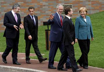 Την στήριξή τους στο Αφγανιστάν και τους Παλαιστίνιους προσέφεραν οι G8