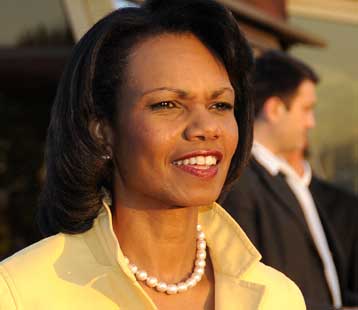 Να μη συμβάλει στην κλιμάκωση της έντασης με τη Γεωργία καλεί τη Ρωσία η Ράις