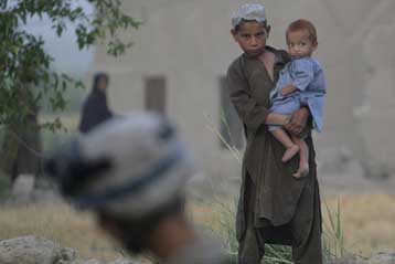 Επίθεση αυτοκτονίας στο νότιο Αφγανιστάν άφησε 24 νεκρούς