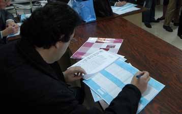 Έλεγχοι σε χιλιάδες μικρομεσαίους και επιχειρήσεις για αύξηση των εσόδων