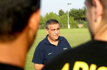 Στην Αυστρία ο Αρης περιμένοντας τον Ρεγκέιρο