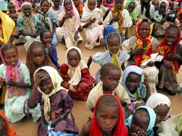 Απόσυρση προσωπικού από το Νταρφούρ σχεδιάζει ο ΟΗΕ