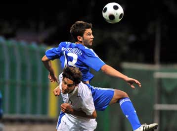 Eπιστρέφουν Λαμπρόπουλος και Μπουτζίκος για το ματς με την Τσεχία