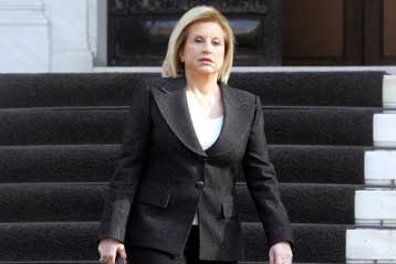 Δεν θα χάσουμε ούτε μέρα από το χρονοδιάγραμμα του Ασφαλιστικού, λέει η Φ.Πετραλιά