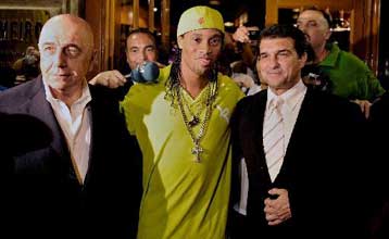 Αφοσίωση υπόσχεται στην Μίλαν ο Ροναλντίνιο