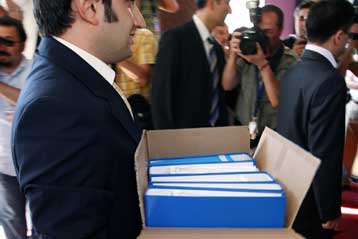 Απαλλακτική για το AKP η έκθεση του εισηγητή στο Ανώτατο Δικαστήριο της Τουρκίας