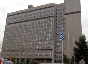 Διαξιφισμοί στη Βουλή για τις περιβαλλοντικές επιπτώσεις του διοικητηρίου της ΕΛ.ΑΣ.