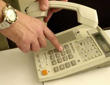 Τσουχτερά πρόστιμα σε έξι εναλλακτικούς παρόχους σταθερής τηλεφωνίας