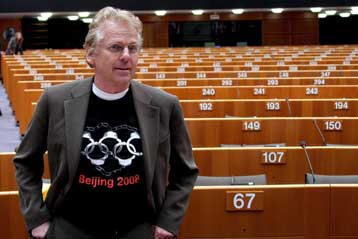 Παρέμβαση Σαρκοζί υπερ της αποφυλάκισης Κινέζων κρατουμένων ζητά ο Ντανιέλ Κον-Μπεντίτ