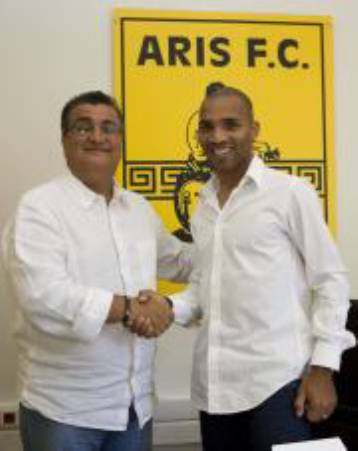 «Κίτρινος» και επίσημα ο Ρεγκέιρο