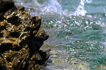 Ήρθη η απαγόρευση της κολύμβησης σε παραλία της Αναβύσσου