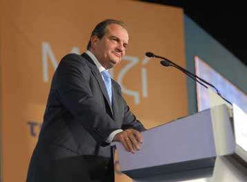 Η μίζα ήταν κυβερνητική οδηγία, απάντησε στο ΠΑΣΟΚ ο Κ.Καραμανλής
