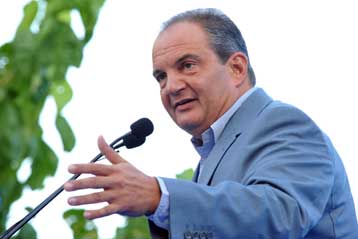 Πρόγραμμα ανάπτυξης για Ηλεία και Αχαΐα από το φθινόπωρο υποσχέθηκε ο Κ.Καραμανλής