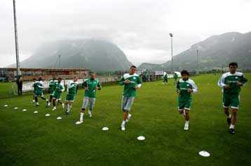 Η επιστροφή στην Παιανία δρομολογεί εξελίξεις για Τζιμπούρ και Μπλένχιο