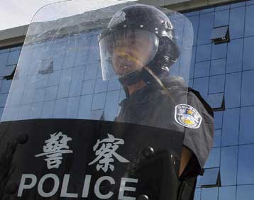 Τρεις νεκροί από δύο εκρήξεις σε λεωφορεία στη νοτιοανατολική Κίνα