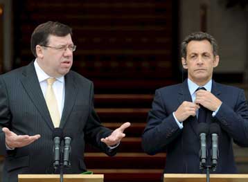 Δεν πιέζουμε την Ιρλανδία για τη μεταρρυθμιστική συνθήκη δήλωσε ο Σαρκοζί