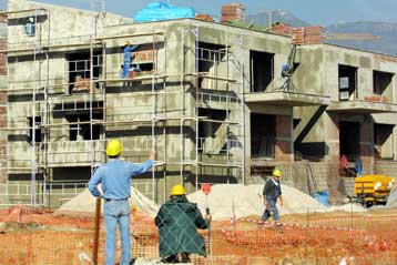 Ακριβότερες κατά 8,3% οι τιμές στα υλικά κατασκευής νέων κατοικιών τον Ιούνιο