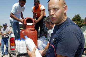 Συμμετοχή στη συζήτηση του νομοσχεδίου για τον κλάδο απαιτούν οι κτηνοτρόφοι