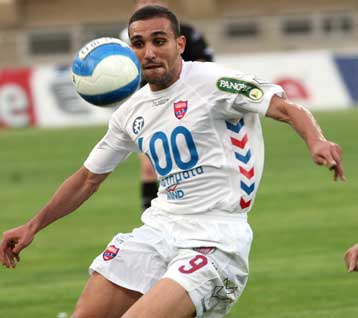 Ο Πανιώνιος αποφάσισε να μην παραχωρήσει τον Τζιμπούρ στον Παναθηναϊκό