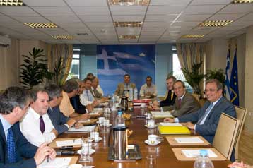 Σύσκεψη στο ΥΠΟΙΟ για το «κλείσιμο» του ΓΚΠΣ και την προετοιμασία του ΕΣΠΑ