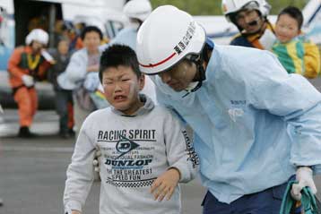 Ισχυρός σεισμός με λίγους τραυματίες και ζημιές στη βόρεια Ιαπωνία