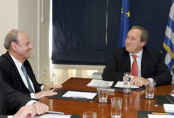 Απάντηση Ζορμπά σε Αλογοσκούφη για το ύψος των αποδοχών του