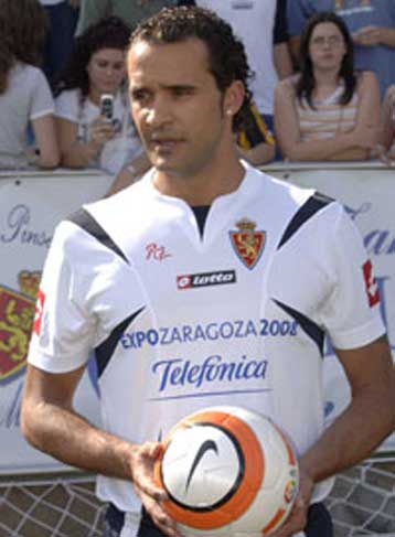 «Αγκαλιά» με Χουανφράν η ΑΕΚ, λογικεύτηκε η Σαραγόσα