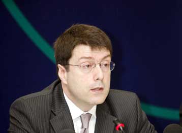 Ευνοϊκή συμφωνία για τη χορηγία έκλεισε ο ΟΠΑΠ με τη Superleague