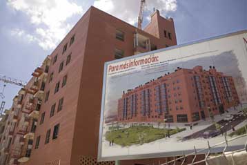 Προς 4.000 απολύσεις ο γαλλικός όμιλος κατασκευών και δομικών υλικών Σεν Γκομπέν