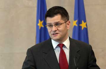 Την άρνησή της για αναγνώριση της ανεξαρτησίας του Κοσόβου επαναλαμβάνει η Σερβία