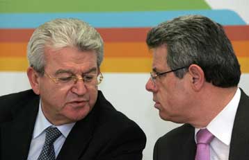 Οι «πληγές» του εμπορίου στο επίκεντρο της συνάντησης ΕΣΕΕ – υφυπουργού Ανάπτυξης