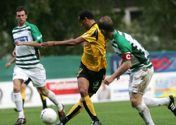 Η ΑΕΚ του β ημιχρόνου έφερε το 2-2 με τη Γκρόιτερ Φιρτ