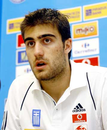 Ο Παπασταθόπουλος ξεσκονίζει τα… ιταλικά του