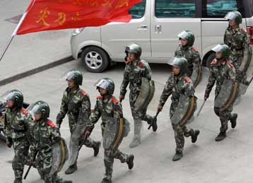 «Πρόσχημα» για κινέζικη καταπίεση οι Ολυμπιακοί, καταγγέλλει η Διεθνής Αμνηστία