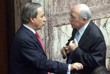 Επιφυλάξεις Σουφλιά για το ενδεχόμενο κυβέρνησης συνεργασίας με ΠΑΣΟΚ