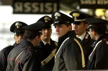 Τρεις χιλιάδες στρατιώτες αναπτύσσονται στους δρόμους μεγάλων ιταλικών πόλεων