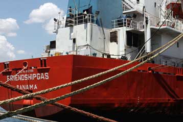 Προφυλακίστηκαν οι υπεύθυνοι του συνεργείου επισκευών στο πλοίο «Friendshipgas»