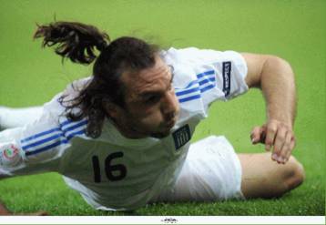 «Σφήνα» της Ντεπορτίβο στις διαπραγματεύσεις της ΑΕΚ για Κυργιάκο