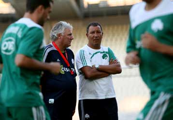 Αισιόδοξος ο Τεν Κάτε εν όψει Ντιναμό, ποντάρει στη… γενναιοδωρία του προέδρου