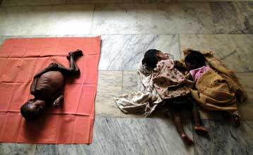 Η επιδημία AIDS σταθεροποιείται, η προσπάθεια όμως πρέπει να ενταθεί