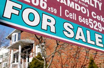 Υπεγράφη από τον Τζ.Μπους το σχέδιο στήριξης της αμερικανικής αγοράς ακινήτων