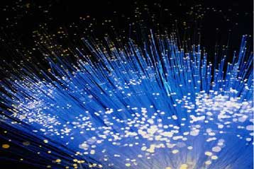 Το σχέδιο για το δίκτυο οπτικών ινών συζήτησαν Χατζηδάκης-Αλογουσκούφης