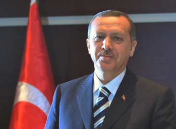 Εγκαταλείπει τις πρωτοβουλίες για τη μαντίλα στα πανεπιστήμια η τουρκική κυβέρνηση