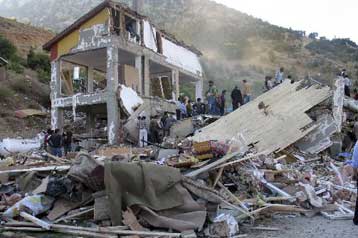 Τραγικός θάνατος για μαθήτριες από κατάρρευση οικοτροφείου στην Τουρκία