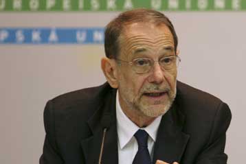 Εκκληση Σολάνα και Φερχόιγκεν για μεταρρυθμίσες στην Τουρκία